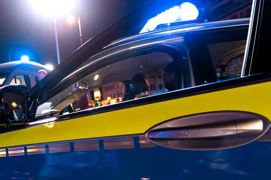 Gezielt wurde Einzelpersonen ausgeraubt. Dabei wurde die Opfer zunächst immer nach Zigaretten angesprochen.