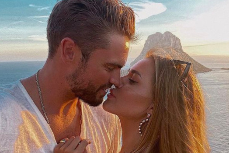 Jessica Paszka (30) und Johannes Haller (33) wandern nach Ibiza aus.