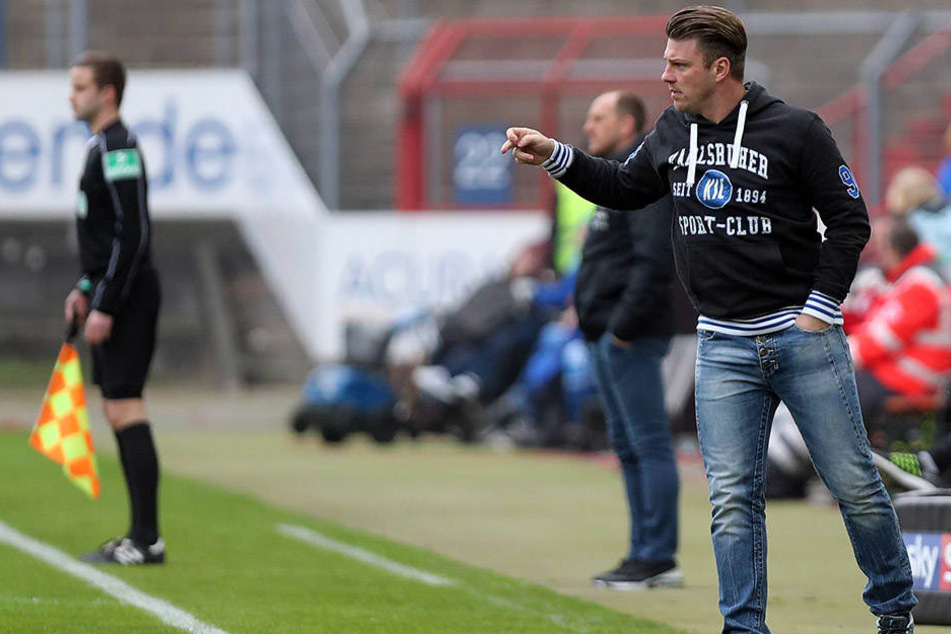 Lukas Kwasniok coacht derzeit die "U19" des Karlsruher SC. 2016/17 betreute er den KSC zwei Spiele als Interimstrainer in der 2. Liga.