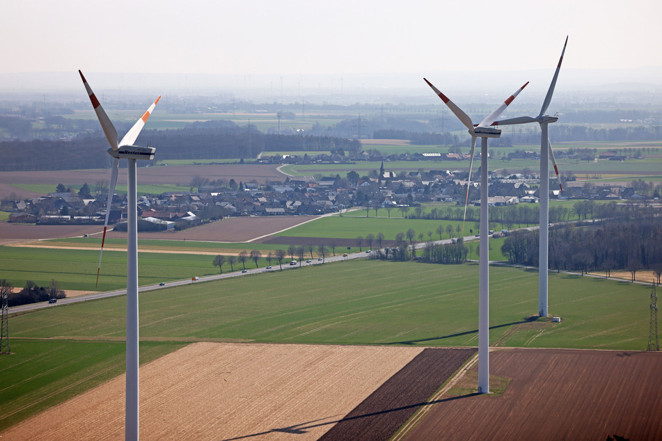 Windrad-Debatte ist für "Fridays for Future" Prüfstein für schwarz-grüne Koalition in NRW