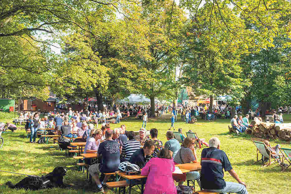 Zum „Oktoberfest“ auf der Hofewiese
war kaum ein Platz frei.
