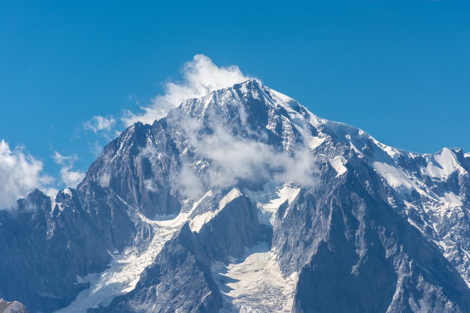 ¿Es realmente el Mont Blanc la montaña más alta de Europa?
