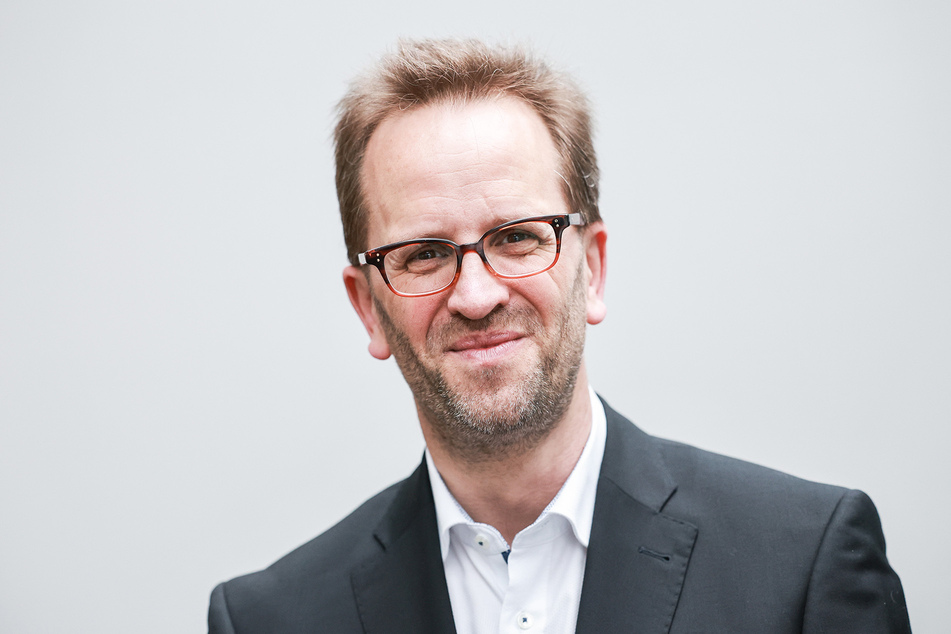 Bundesnetzagentur-Chef Klaus Müller (52) rät weiter zum Energiesparen.