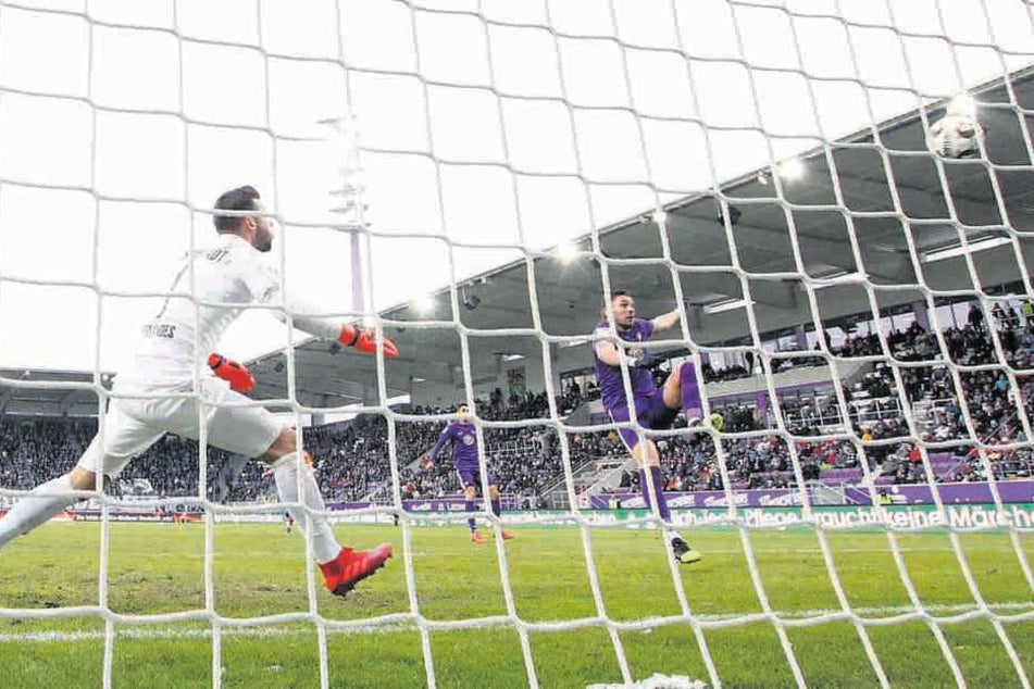 Das 2:0 gegen Darmstadt am 17. Spieltag war eines der 15 Zweitliga-Tore von Pascal Testroet in dieser Saison.