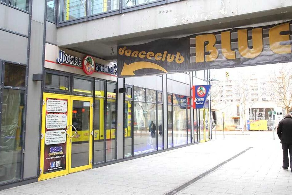 Im "Danceclub Blue" tauchte eine "Blüte" auf. Jetzt ist Prozess am Amtsgericht.