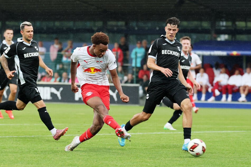 RB Leipzig verzeichnete im ersten Durchgang zahlreiche Abschlüsse. Verl verteidigte aber gut, sodass nur ein Treffer nach 60 Minuten fiel.