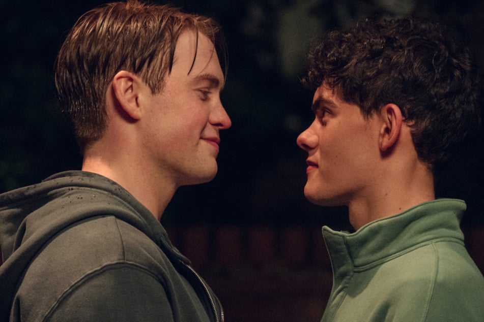 Netflix's hit TV series Heartstopper has just entered its third season. The cast is all around excellent, but what holds it together are the heartbreaking performances of its two leads.