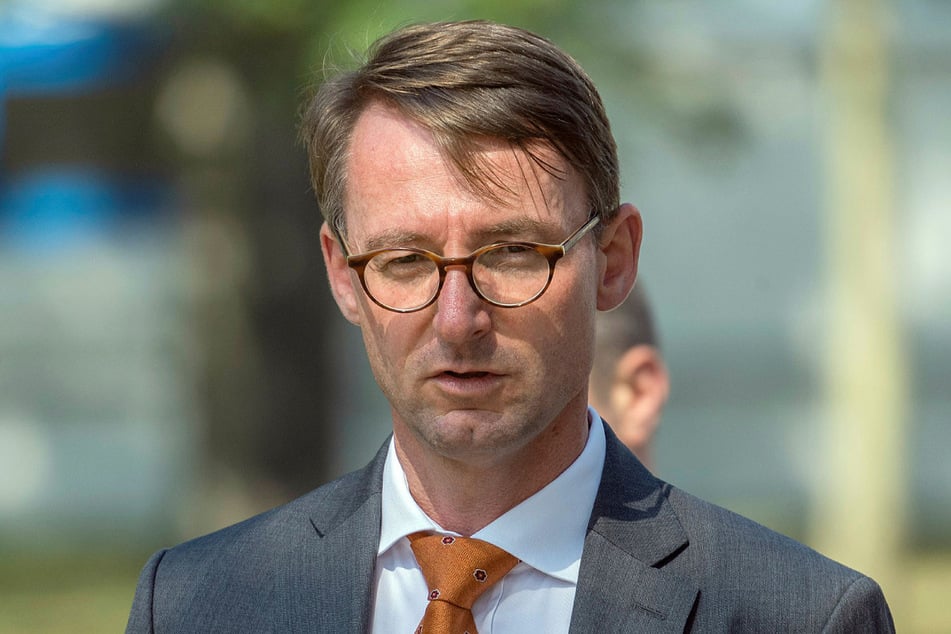 Roland Wöller (49, CDU).
