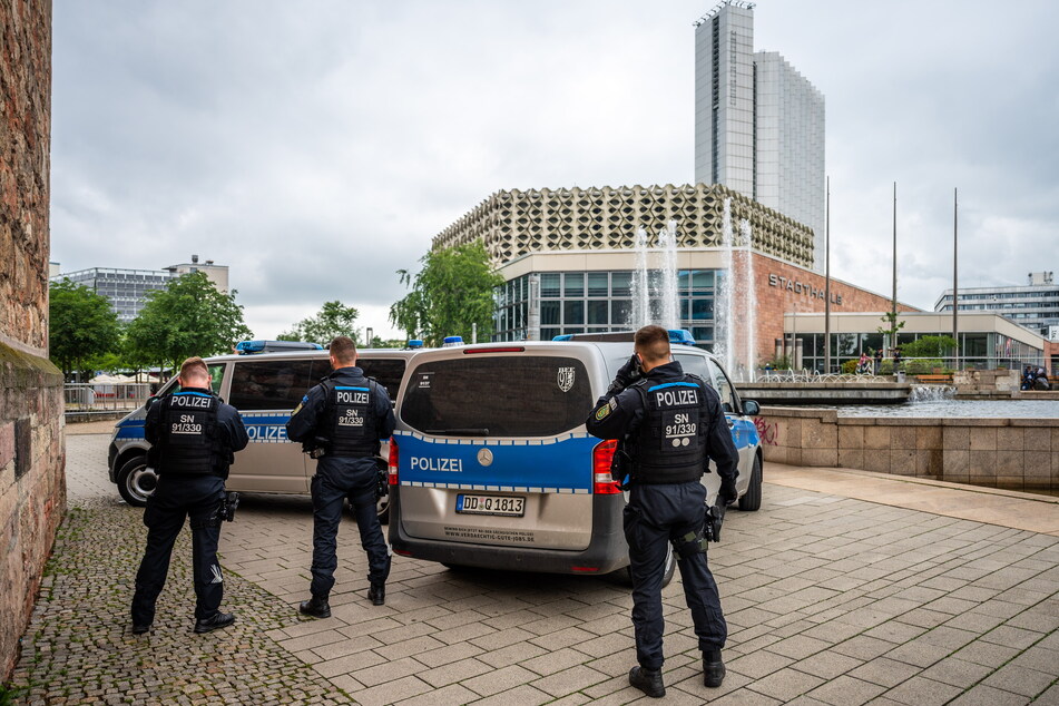 Polizei und Stadtordnungsdienst zeigen deutlich mehr Präsenz in der Innenstadt. Hintergrund ist die jüngste Häufung von Straftaten im Zentrum.