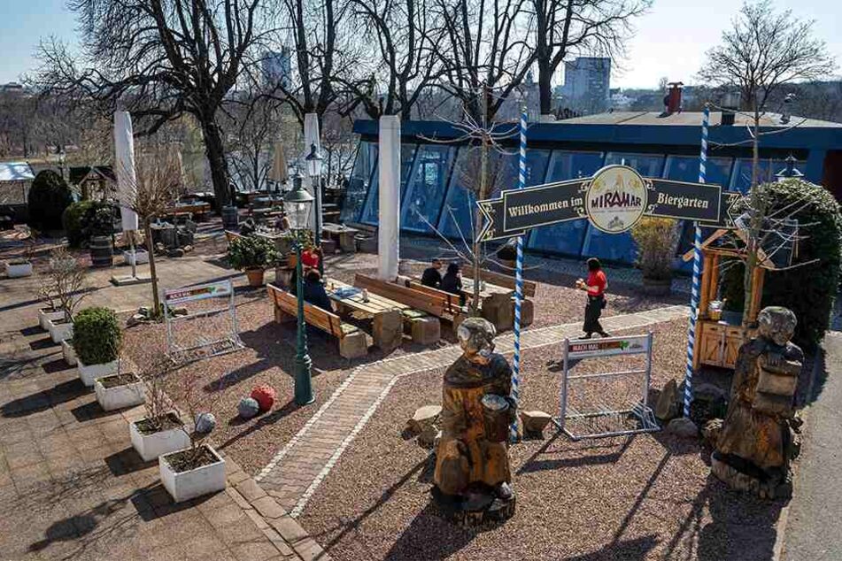 Das Restaurant Miramar auf dem Schloßberg könnte vom Wegfall der Biergartensteuer profitieren.