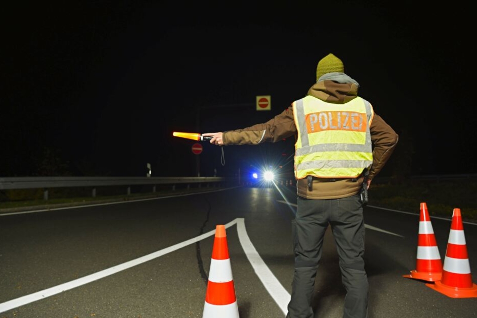 Der 48-Jährige wollte einer drohenden Polizeikontrolle entgehen (Symbolbild).