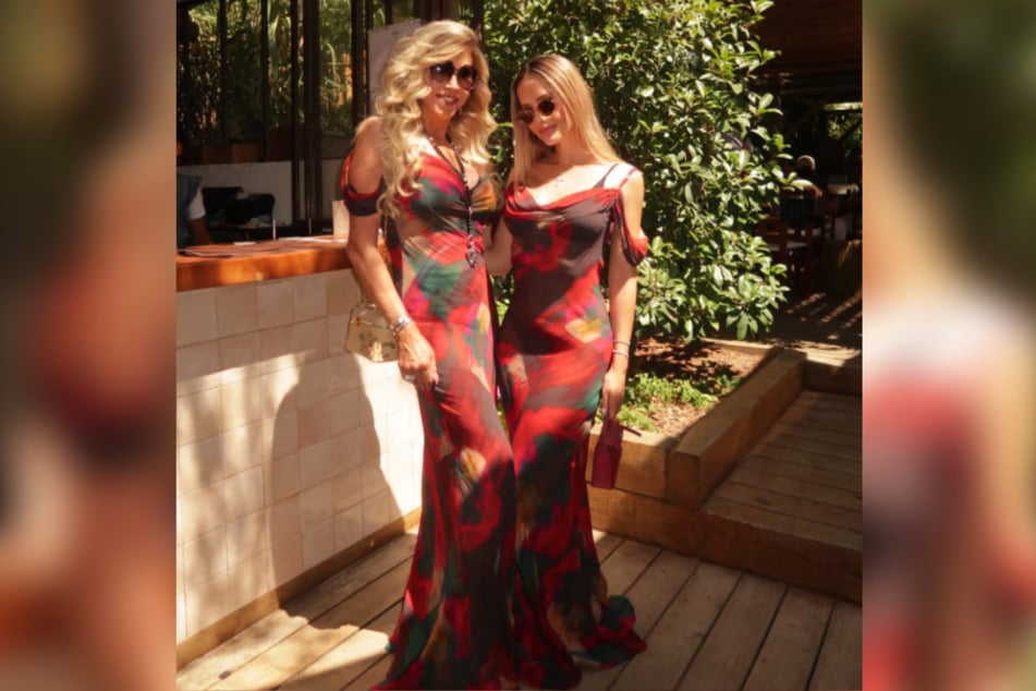 Carmen Geiss (61) und ihre Tochter Davina (23) ließen es erneut im Beachclub krachen - diesmal im Partnerlook.