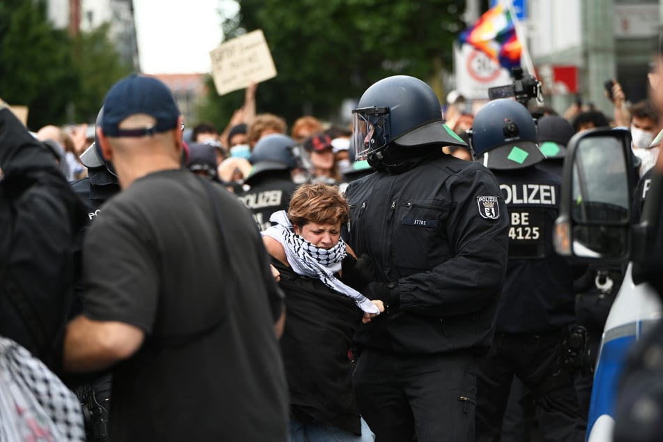 Die Initiative "Palästina Spricht" forderte "die Beendigung der Polizeigewalt".