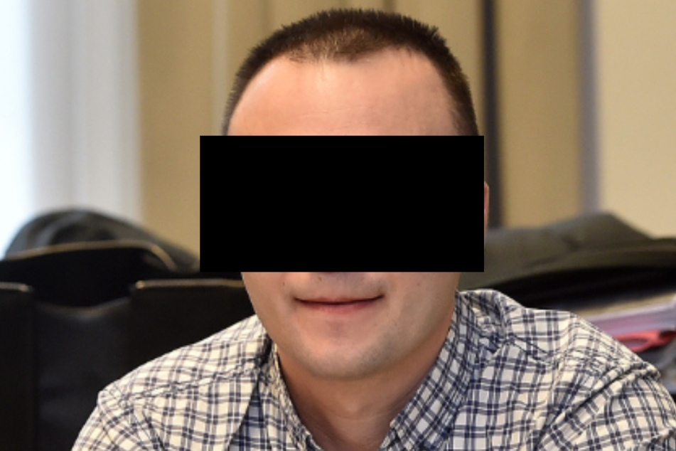 Alexander P. (36) ließ durch 191 kriminelle Helfer 25.816 Pakete aus Versandhäusern ordern.