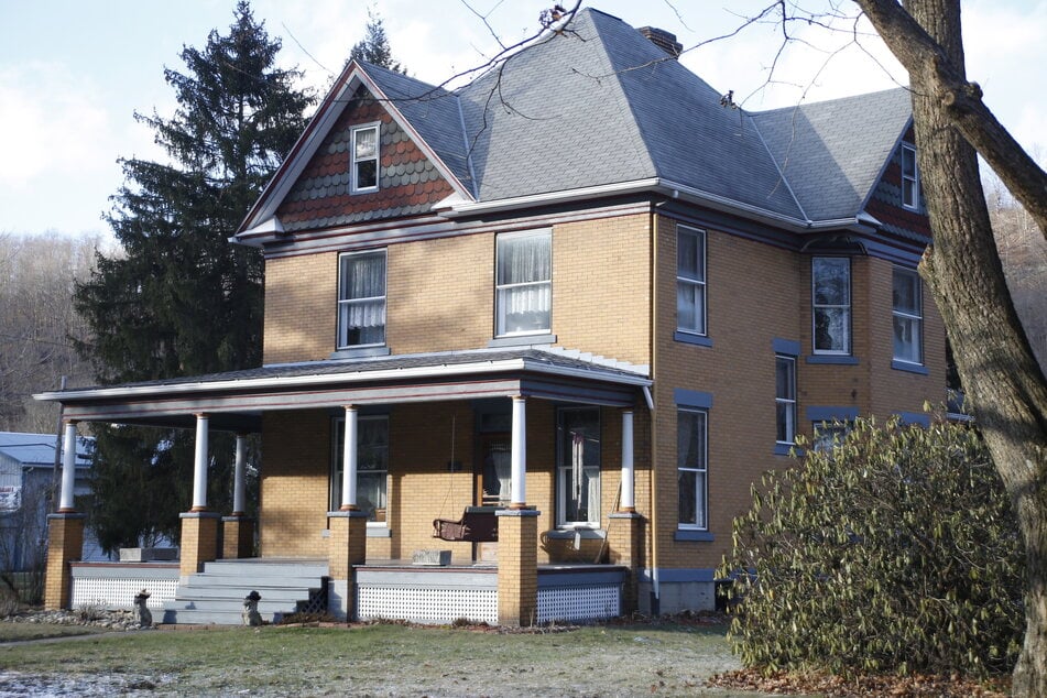 The creepy house in Pennsylvania served as Buffalo Bill's on-screen residence.