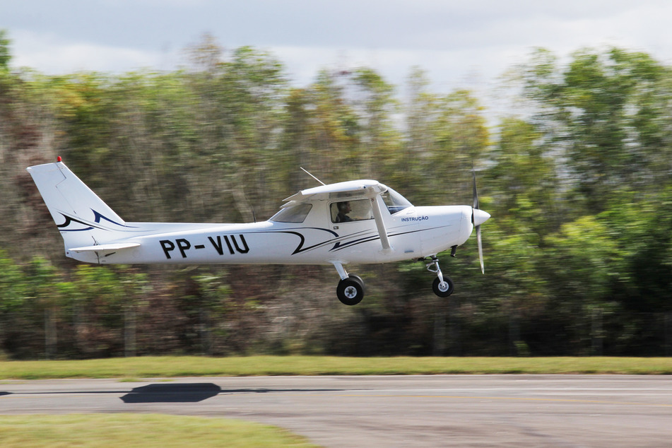 Mit solch einer kleinen Cessna-Maschine wurde die bizarre Route geflogen. (Symbolbild)