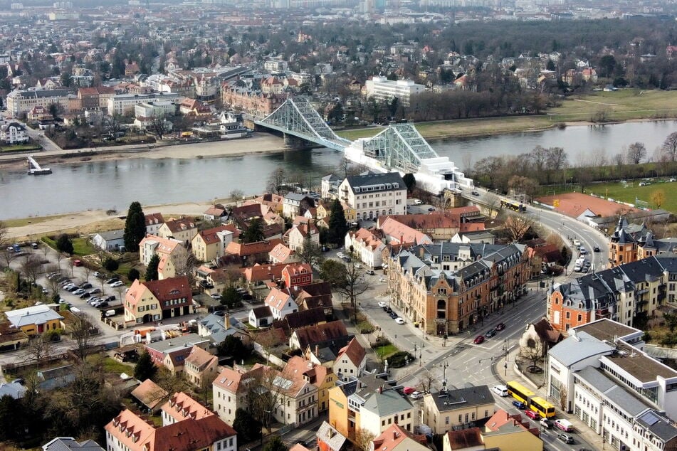 Blasewitz und Loschwitz gelten heute als eines der größten zusammenhängenden historischen Villengebiete Deutschlands. Die DDR-Leitung wollte alles planieren.
