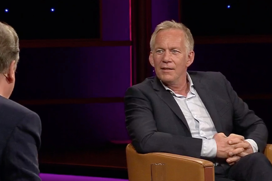 Kerner im Gespräch mit Moderator Jörg Kachelmann (62). Dass er es so weit brachte, habe er Menschen zu verdanken, die ihn förderten, sagte er.