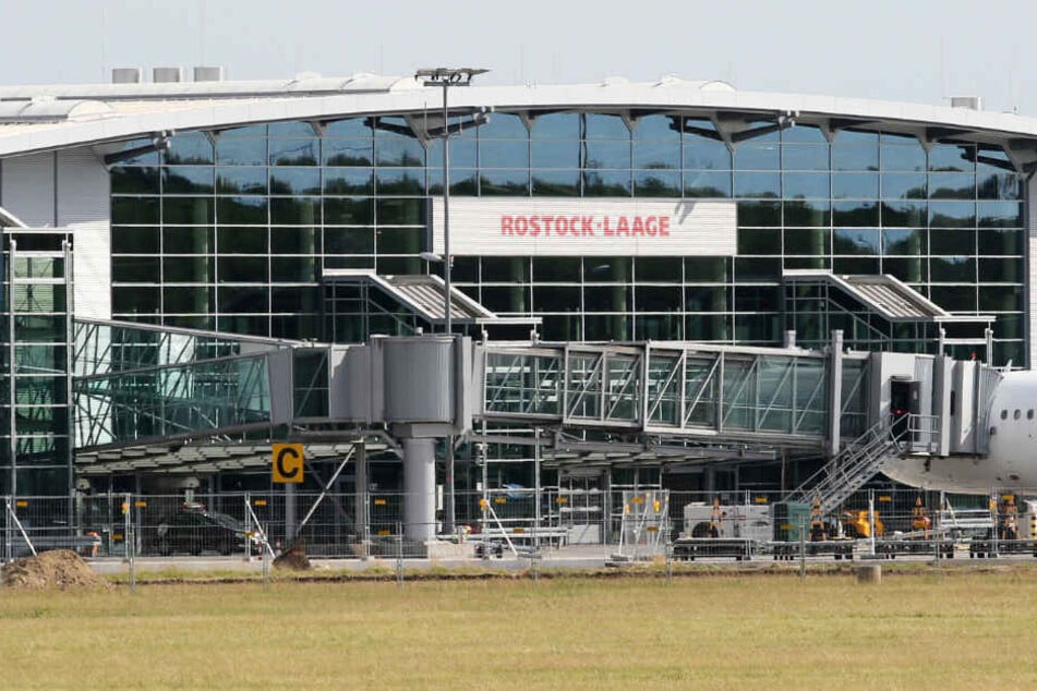 Wegen der Germania-Pleite wird es deutlich ruhiger am Flughafen Rostock-Laage.