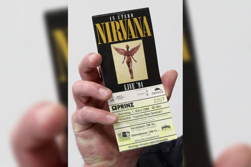 Eine Eintrittskarte für das allerletzte Nirvana-Konzert im Terminal 1 des ehemaligen Flughafens München-Riem.