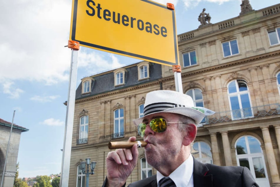 Lotto-Chef Georg Wacker prangert illegale Glücksspiel-Anbieter aus Steueroasen an. (Symbolbild)