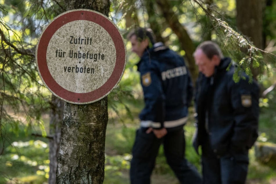 Seit fast 43 Jahren wird die Schülerin Monika Frischholz vermisst. Nach Angaben der Beamten könnte die Leiche der Schülerin nahe Flossenbürg abgelegt worden sein.