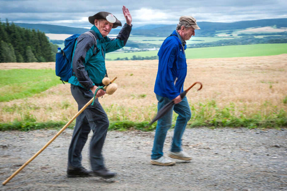 Gerd Lauckner (68) testete mit Gleichgesinnten den neuen Pilgerweg St. Anna, der Teil des Jakobsweges ist.
