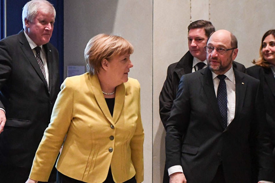 Die Spitzen von Union und SPD wollen Anfang Januar über eine Regierungsbildung sondieren.