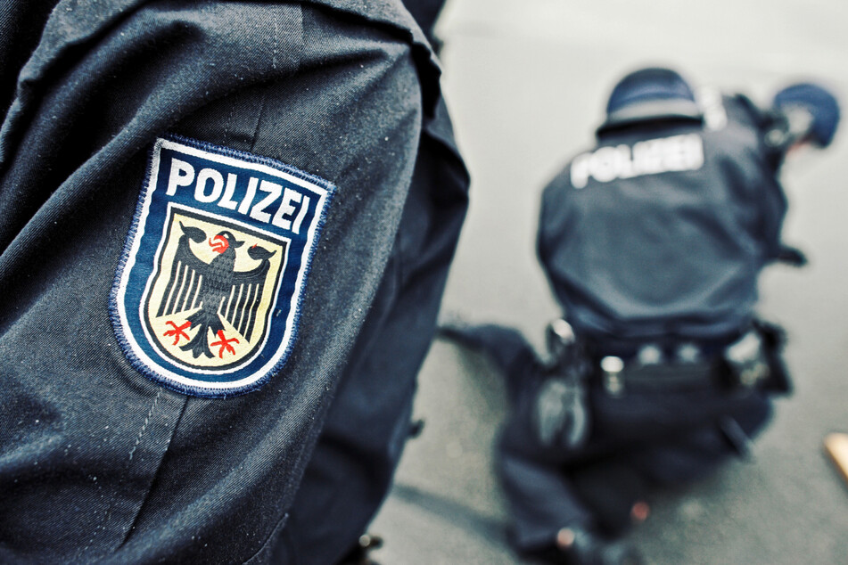Die 31-Jährige wurde festgenommen. Ein Richter soll am Donnerstag über die Haftfrage entscheiden. (Symbolbild)