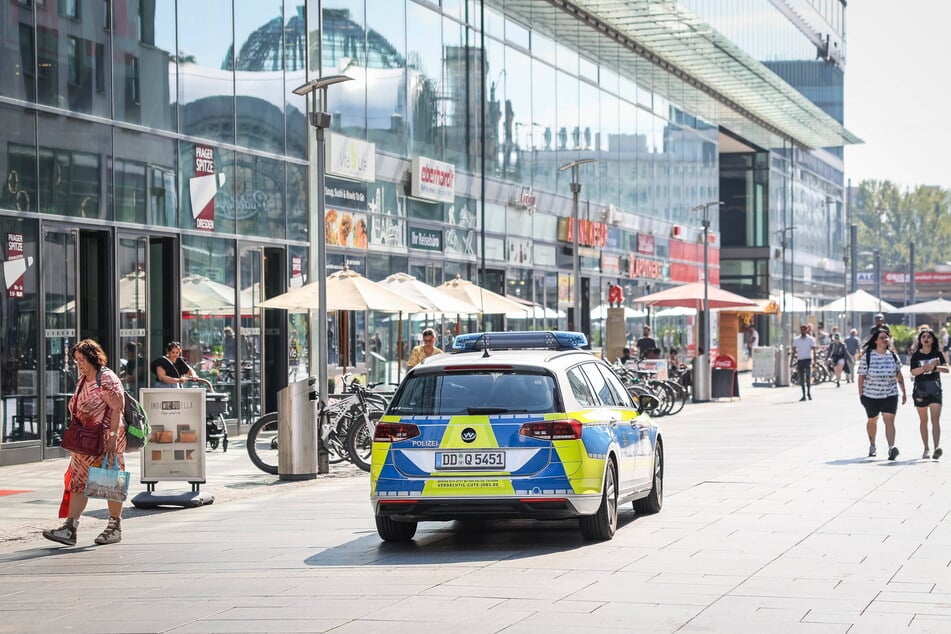 Die Prager Straße ist ein Kriminalitätsbrennpunkt. Daher soll hier eine Citywache - oder eben ein "Servicepunkt der Landeshauptstadt Dresden'" - einziehen.