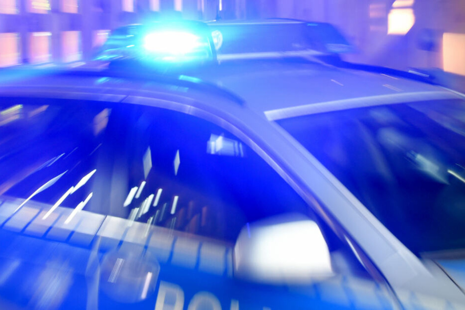 Polizeibeamte konnten den aggressiven Mann vorläufig festnehmen. (Symbolbild)