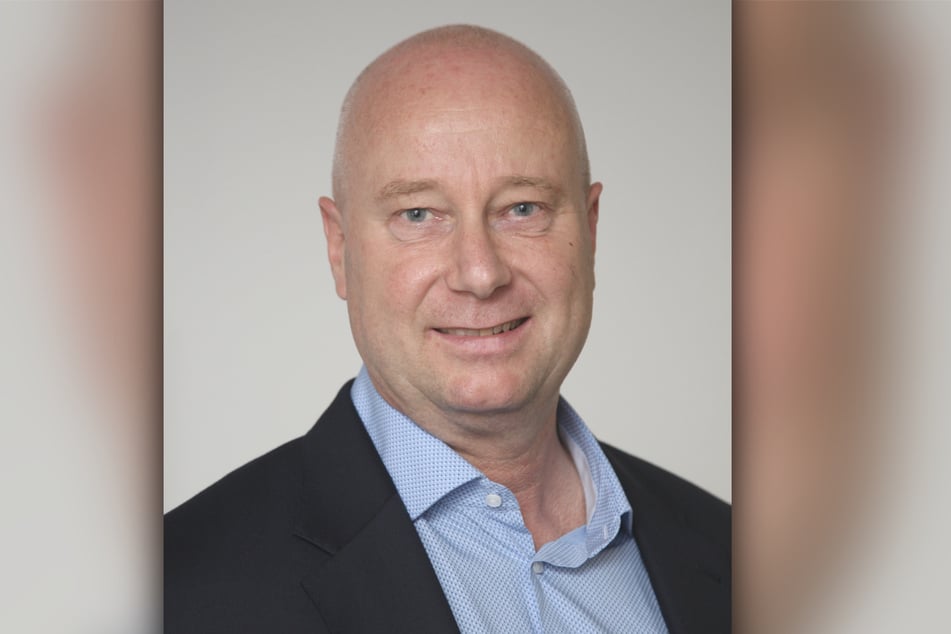 Jan Oliver Zwerg (60, AfD).