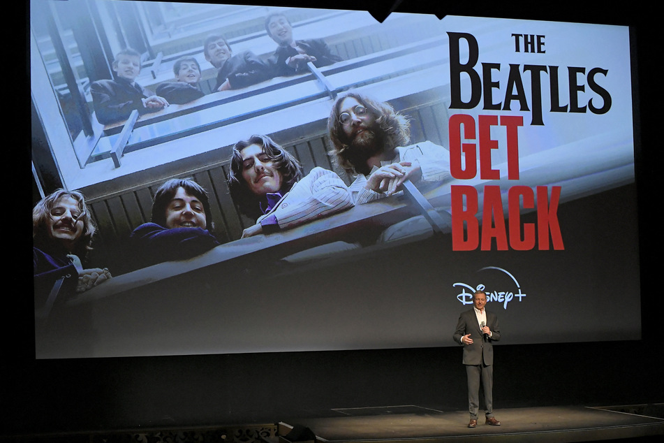Premiere der Beatles-Doku "Get Back". Mittels KI wurden alte Stimmaufnahmen von Hintergrundgeräuschen getrennt.