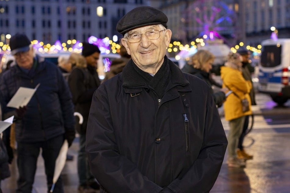 Josef Ullrich (85) ist seit Jahren Teil der Menschenkette.