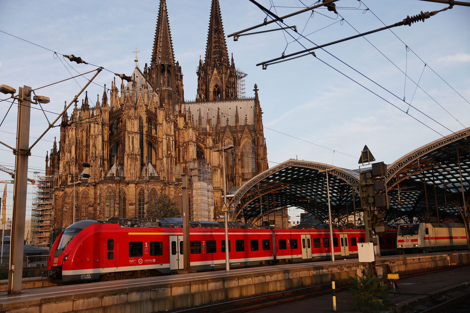 Wegen Bauarbeiten: Zugausfälle und -umleitungen rund um Köln
