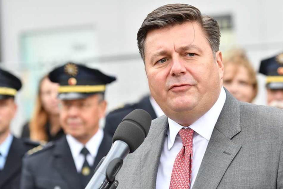 Innensenator Andreas Geisel (SPD) warnt vor einer vorschnellen Verurteilung von Polizeischülern mit Migrationshintergrund.