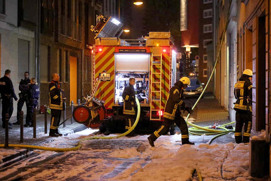 Die Feuerwehr hatte das Feuer in einem Großeinsatz gelöscht.