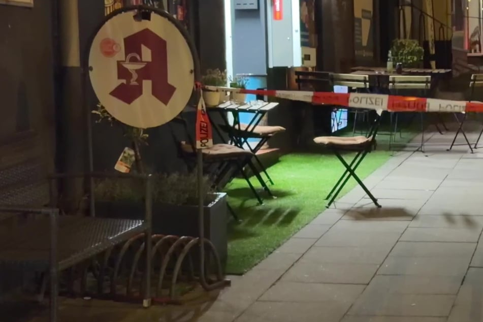 Messerattacke: Streit zwischen Männern eskaliert: Plötzlich zückt einer der beiden ein Messer und sticht zu