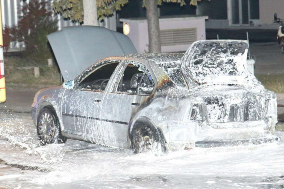 In Kreuzberg wurde ein Auto der türkischen Botschaft in Brand gesetzt. (Archivbild)