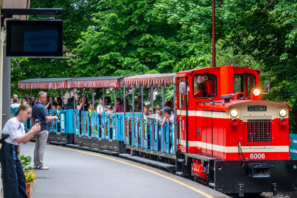 Die Parkeisenbahn Chemnitz wird zum Treffpunkt für Jugendliche und Unternehmen.
