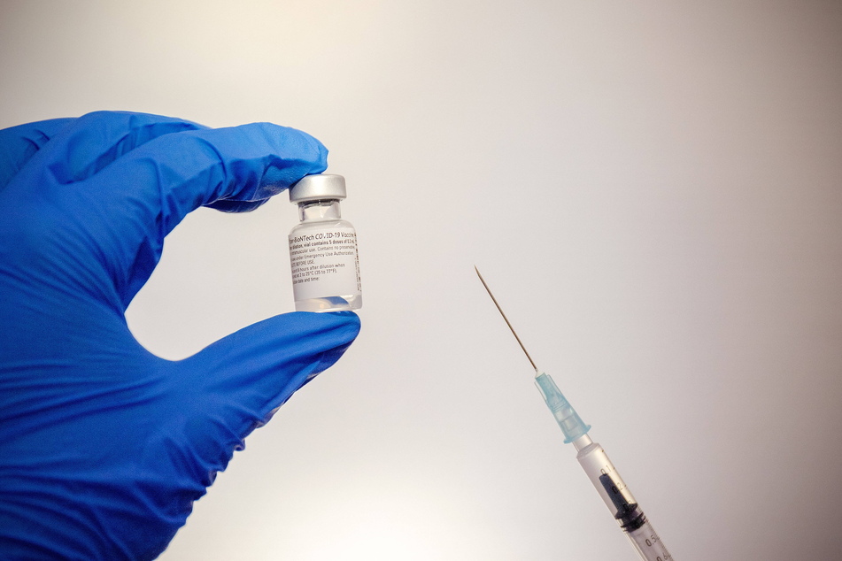 Bisher ist nur der Impfstoff von Biontech/Pfizer für Kinder und Jugendliche freigegeben.
