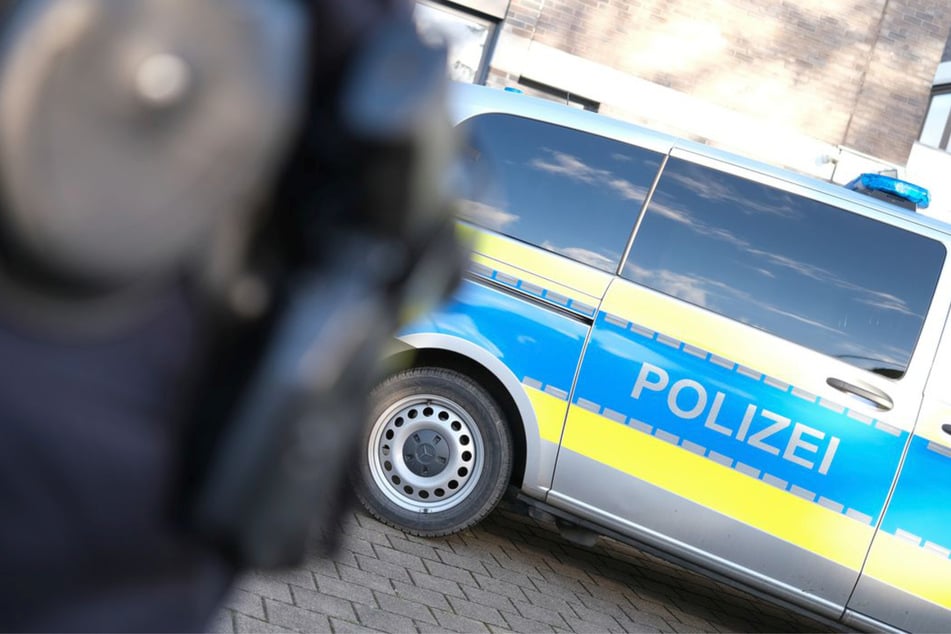 Messerattacke: Brutaler Messerangriff in Sinsheim: 20-Jähriger in U-Haft, Komplizen auf Flucht