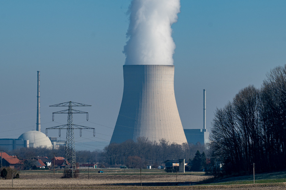 TÜV-Gutachten: Kernkraftwerk Isar 2 könnte bedenkenlos weitergetrieben werden