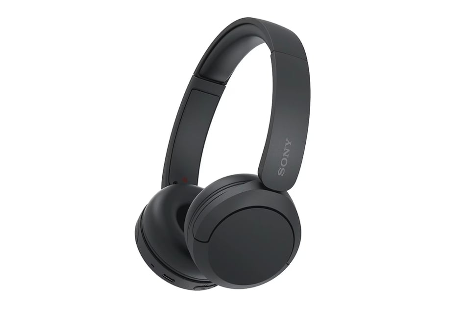 Durch das 360-Grad-Sounderlebnis mit DSEE bieten die On-Ear-Kopfhörer "WH-CH520" von Sony ein besonders intensives Hörerlebnis.