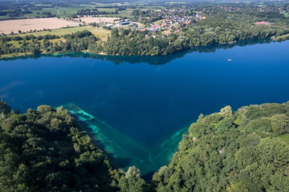 Im Kreidesee in Hemmoor ist es am Mittwoch zu einem tödlichen Tauchunfall gekommen. Ein 34-Jähriger kam ums Leben. (Archivfoto)