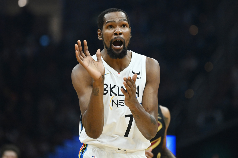 Kevin Durant had 32 points and five assists for the Brooklyn Nets in their win over the Cleveland Cavaliers.