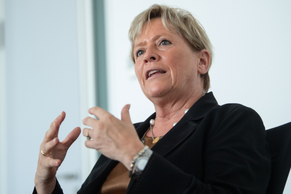 Kultusministerin Susanne Eisenmann (56).
