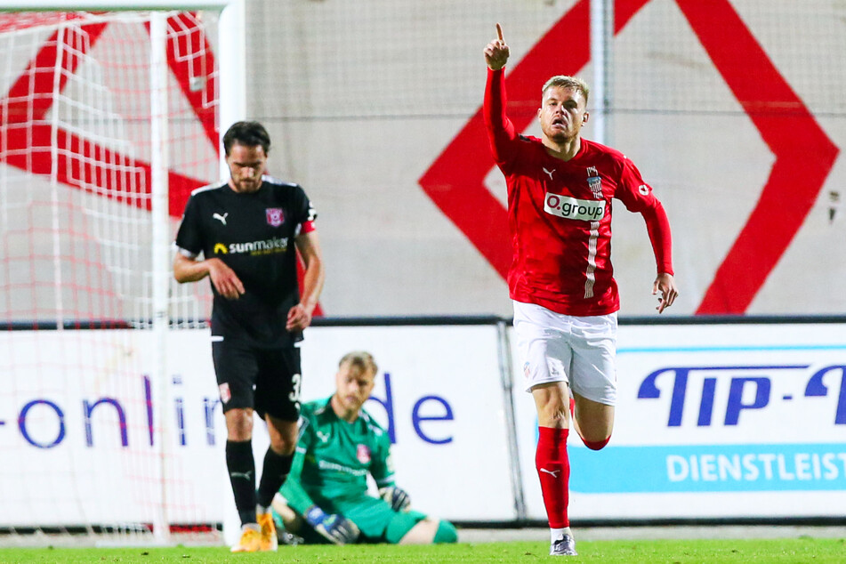 Lars Lokotsch (26, r.) ist beim SC Fortuna Köln aktuell der beste Torschütze.