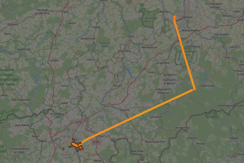 Ein ADAC-Hubschrauber transportierte den Verletzten nach Hof.