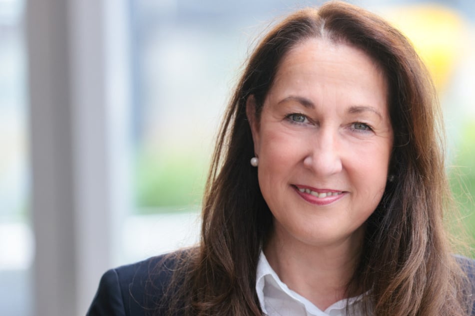 Nach Messerattacke im eigenen Haus: Bürgermeisterin mit Medien- und Kanzler-Kritik